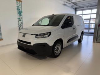 Fiat Doblò Länge XL Erhöhte Nutzlast 1.5 BlueHDi 75kW (102PS) Klimaanlage, Radio, DAB, Einparkhilfe hinten, Rückfahrkamera, Geschwindigkeitsbegrenzer, Verkehrsschilderkennung, 180° Heckflügeltür, Ersatzrad, Laderaumboden aus Gummibelag, uvm. 1.5 BlueHDi